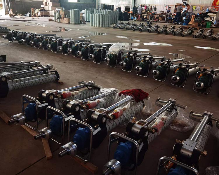 山東微山龍工桿鉆機(jī)公司求教錨桿鉆機(jī)油霧器風(fēng)壓風(fēng)量你都了解嗎?